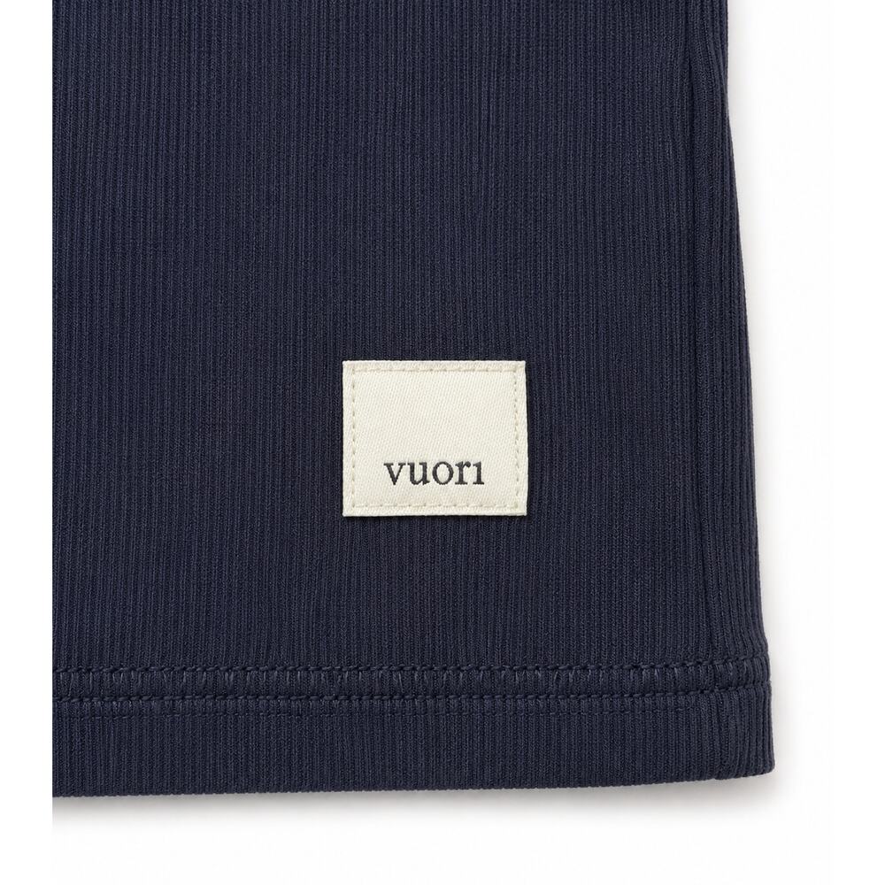 Vuori Ribbed Cropped Shirt ● Black ● Medium - Picture 3 of 5
